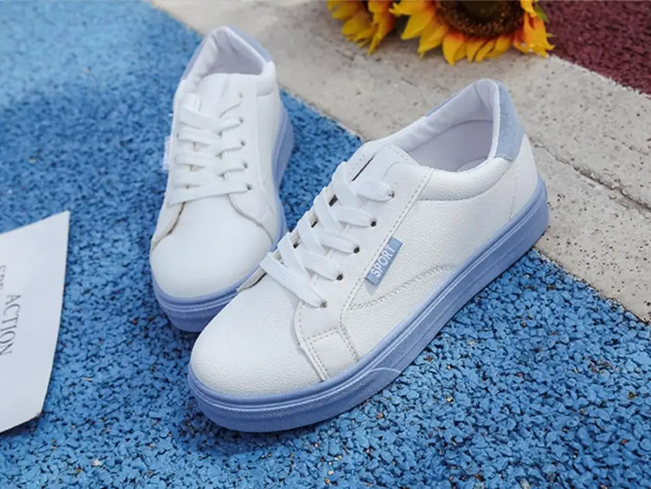New 2018 female students build breathable small white shoes casual fashion popular style street patting beautiful women's shoes
New 2018 female students build breathable small white shoes casual fashion popular style street patting beautiful women's shoes