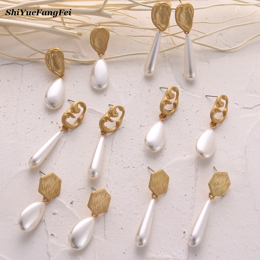 2019 Korea Design Metal Gold Geometric Irregular Circle Square Face Natural Freshwater Pearl Stud Earrings for Women Girl Gift
2019 Korea Design Metal Gold Geometric Irregular Circle Square Face Natural Freshwater Pearl Stud Earrings for Women Girl Gift