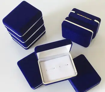 100pcs Blue Velvet Cufflink Holder Wedding Cufflinks Gift Storage Display Case Cuff Links Mens Jewelry Box 5.8*7*2.8cm SN541
100pcs Blue Velvet Cufflink Holder Wedding Cufflinks Gift Storage Display Case Cuff Links Mens Jewelry Box 5.8*7*2.8cm SN541