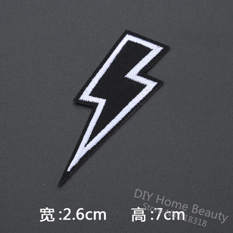 1 PCS Vintage Lightning Clothes Embroidered Iron on Patches for Clothing Retro Stripes Motif Appliques parches 7*2.6 CM @N 4
1 PCS Vintage Lightning Clothes Embroidered Iron on Patches for Clothing Retro Stripes Motif Appliques parches 7*2.6 CM @N 4