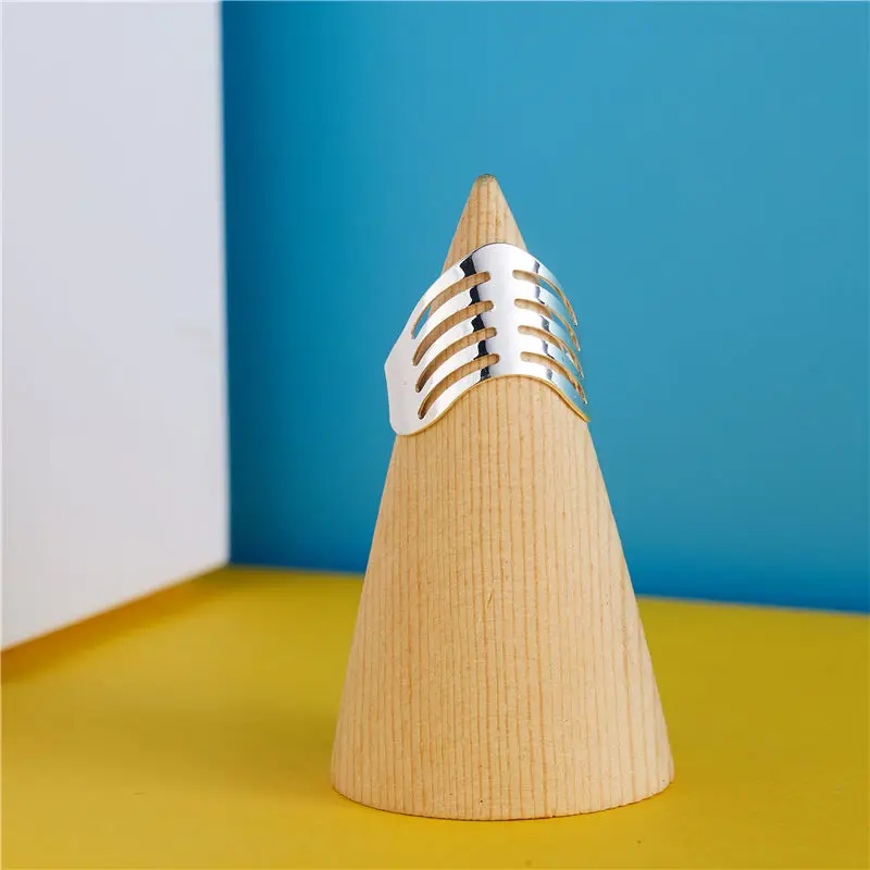 2019 New Fashion Silver Hollow Striped Opening Ring For Women Punk Alloy Finger Rings Simple Boho Jewelry
2019 New Fashion Silver Hollow Striped Opening Ring For Women Punk Alloy Finger Rings Simple Boho Jewelry