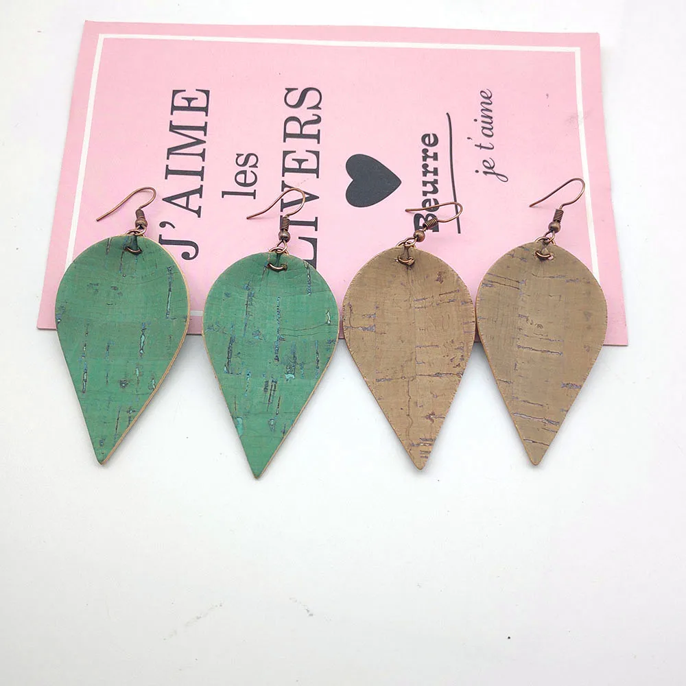 4 color imitation wood grain leather earrings vintage leaf earrings drop earrings for women party jewelry earring 2019 W259-W262
4 color imitation wood grain leather earrings vintage leaf earrings drop earrings for women party jewelry earring 2019 W259-W262