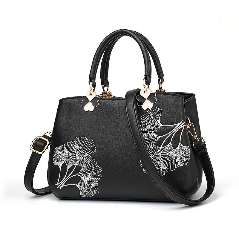 Women Luxury Embroidery Handbag Designer High Quality Patent Leather Vintage Flowers Ladies Shoulder Bag Tote sac a main 2019 
Women Luxury Embroidery Handbag Designer High Quality Patent Leather Vintage Flowers Ladies Shoulder Bag Tote sac a main 2019