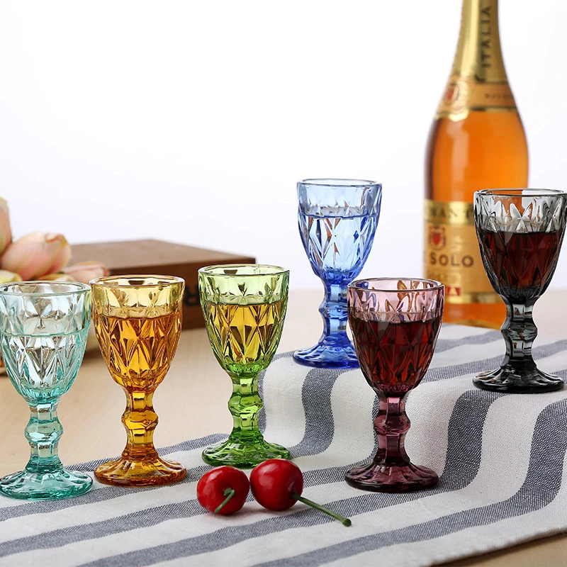 6pcs/set Household Coloured European Bear Cup Thickened Glass Liquor Cup Bullet Red Wine Cup
6pcs/set Household Coloured European Bear Cup Thickened Glass Liquor Cup Bullet Red Wine Cup