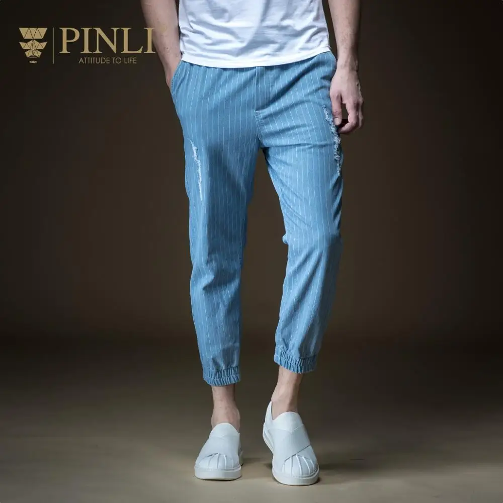 2018 Medium Real Jeans Men Clothes Pinli Pinley New Summer Men's Wear With Holes, Stripes And Nine-minute Pants Tide B192216599
2018 Medium Real Jeans Men Clothes Pinli Pinley New Summer Men's Wear With Holes, Stripes And Nine-minute Pants Tide B192216599