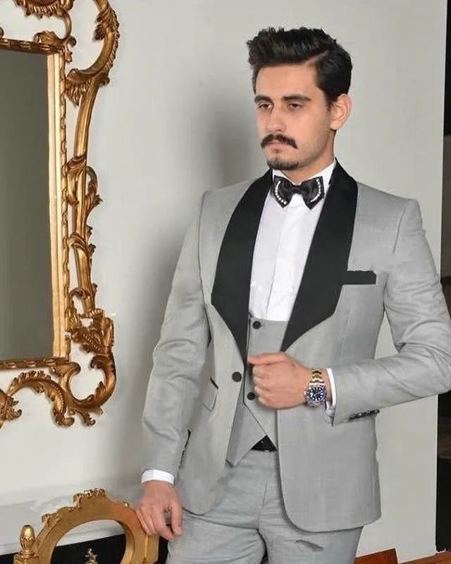Handsome Groomsmen Shawl Lapel Groom Tuxedos Mens Wedding Dress Man Jacket Blazer Prom Dinner (Jacket+Pants+Tie+Vest) A251
Handsome Groomsmen Shawl Lapel Groom Tuxedos Mens Wedding Dress Man Jacket Blazer Prom Dinner (Jacket+Pants+Tie+Vest) A251