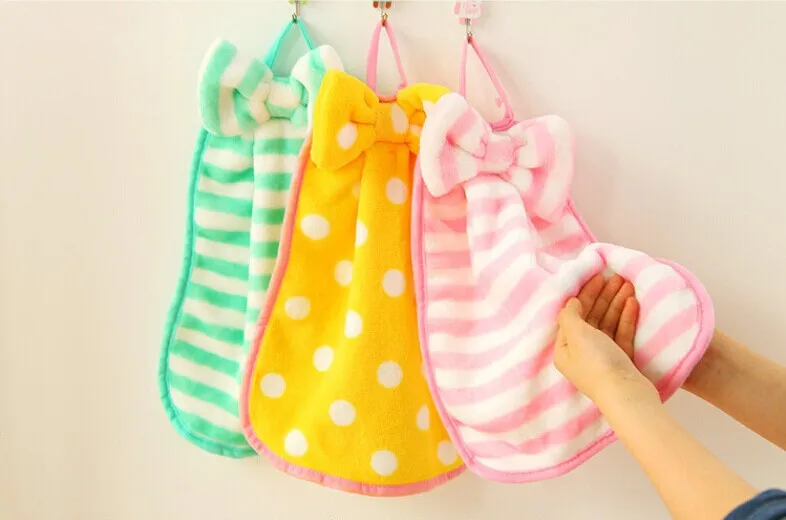 1PC kitchen bathroom Towel Nursery Hand Soft Plush Bow Hanging Wipe Cleaning Towel Exquisite lanyard pano de prato OK 0068
1PC kitchen bathroom Towel Nursery Hand Soft Plush Bow Hanging Wipe Cleaning Towel Exquisite lanyard pano de prato OK 0068