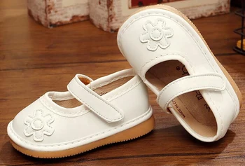 little girls flower squeaky shoes squeakers 1-3 years kids handmade solid white shoes spring nina sapatos fun baby floral shoes
little girls flower squeaky shoes squeakers 1-3 years kids handmade solid white shoes spring nina sapatos fun baby floral shoes