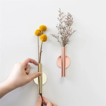 Wall-mounted Flower Vase Abstract Minimalist Abstract Iron Vase Dried Flower Racks Nordic Flower Ornament Home Decoration
Wall-mounted Flower Vase Abstract Minimalist Abstract Iron Vase Dried Flower Racks Nordic Flower Ornament Home Decoration