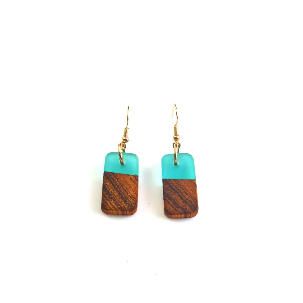 Fashionable small earrings, special gift jewelry earrings made of ancient wood resin
Fashionable small earrings, special gift jewelry earrings made of ancient wood resin