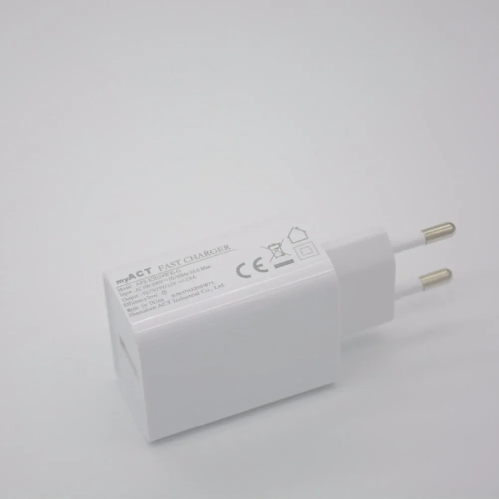 Original Oukitel k10000 pro 12V 2A Flash Charger New official Adapter Accessories For K10000 pro 5.5" 4G LTE Smart Mobile phone
Original Oukitel k10000 pro 12V 2A Flash Charger New official Adapter Accessories For K10000 pro 5.5" 4G LTE Smart Mobile phone