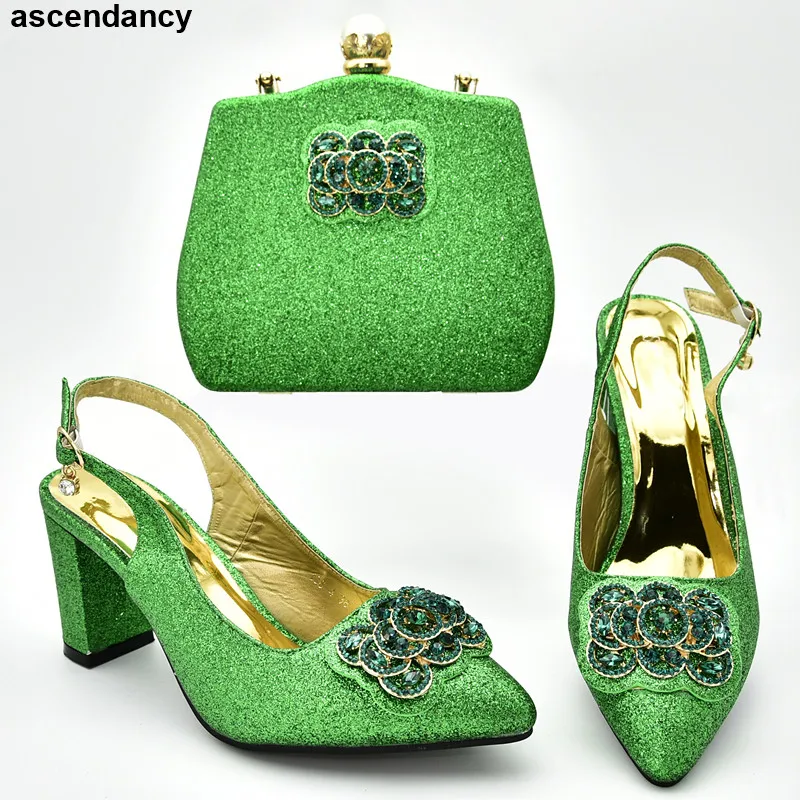 Latest African Matching Shoe and Bags Italian In Women High Quality African Wedding Shoes and Bag Set Nigerian Pumps Plus Size
Latest African Matching Shoe and Bags Italian In Women High Quality African Wedding Shoes and Bag Set Nigerian Pumps Plus Size