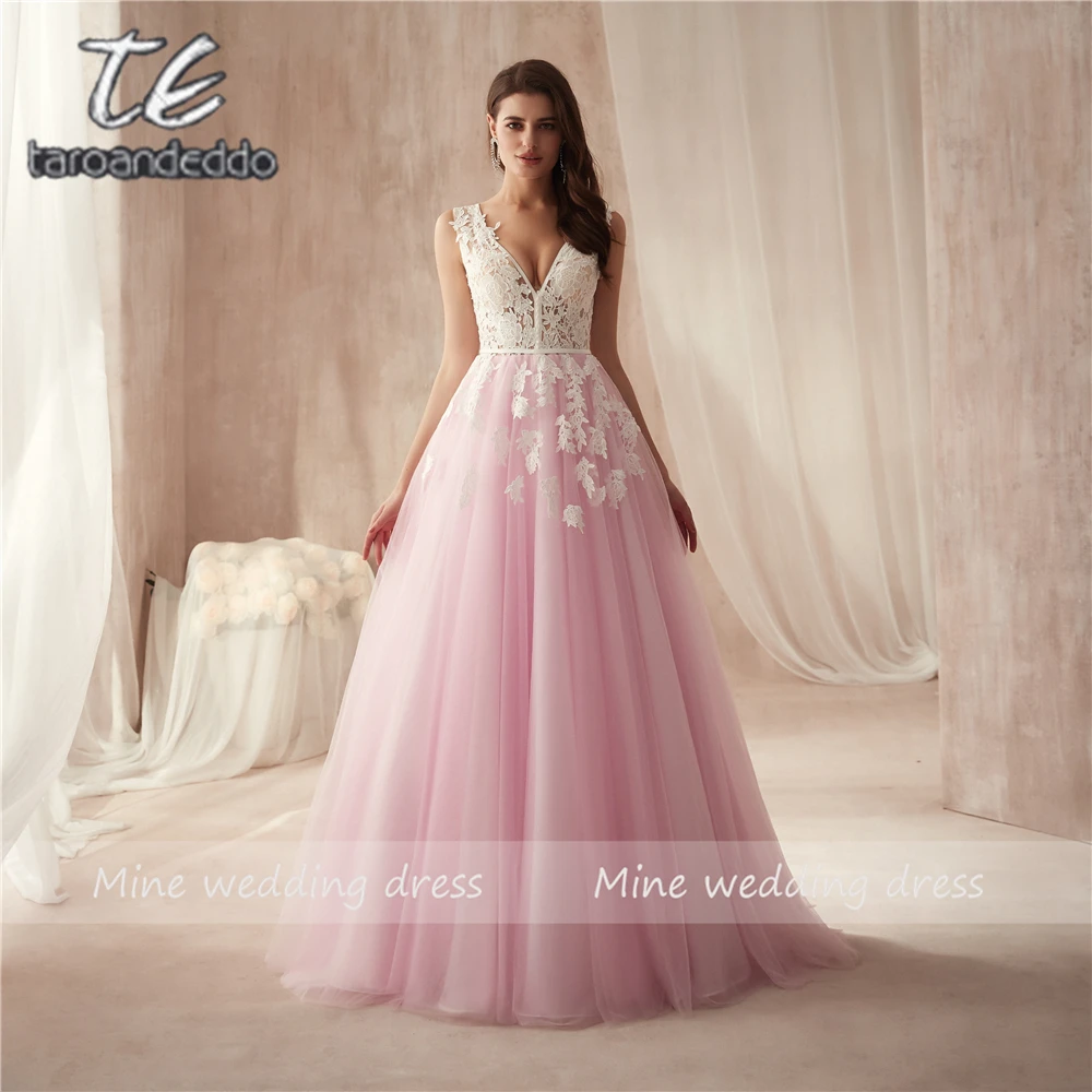 Sexy V Neck Backless Lace Prom Dress Fashion A-Line Tulle Appliques Court Train Vestido De Noiva Elegant Evening Gowns
Sexy V Neck Backless Lace Prom Dress Fashion A-Line Tulle Appliques Court Train Vestido De Noiva Elegant Evening Gowns