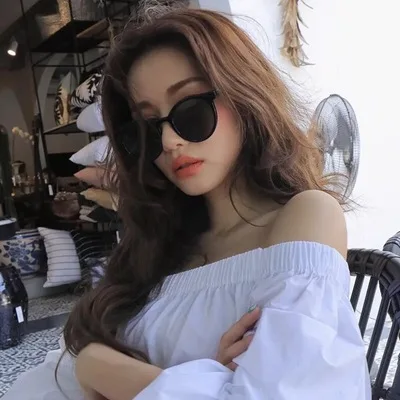 New style a qin Lin xiaozhai web celebrity restore ancient ways with sunglass round frame Korea white polarized light tawny sung
New style a qin Lin xiaozhai web celebrity restore ancient ways with sunglass round frame Korea white polarized light tawny sung