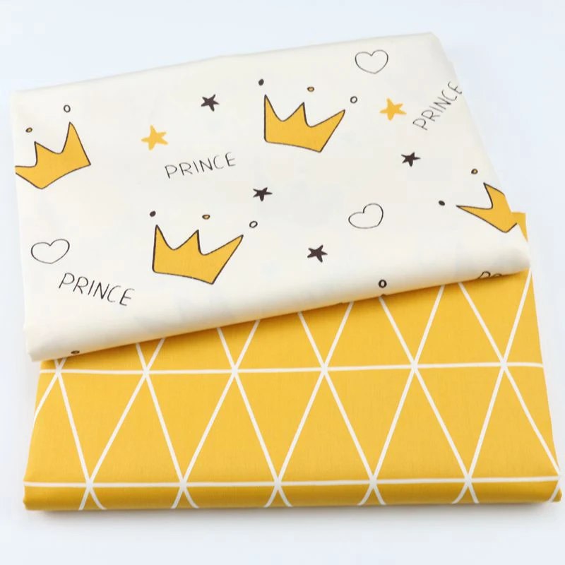 Cotton fabric the cloth Patchwork Fabrics by the meter Cotton cloth for patchwork Cartoon crown 50*160cm D30
Cotton fabric the cloth Patchwork Fabrics by the meter Cotton cloth for patchwork Cartoon crown 50*160cm D30