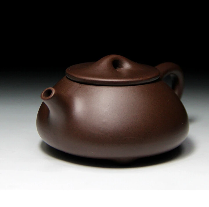 Yixing Xi Shi Purple Grit Tea Pot Chinese Purple Clay pot Kung Fu Tea Set 230ml gifts for friends
Yixing Xi Shi Purple Grit Tea Pot Chinese Purple Clay pot Kung Fu Tea Set 230ml gifts for friends