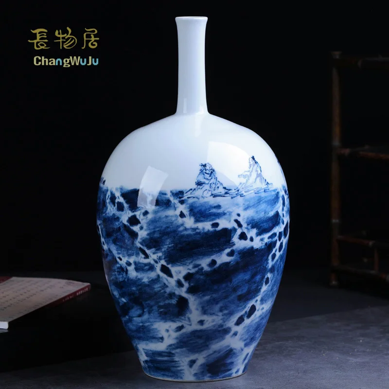 Changwuju in Jingdezhen the blue and white big size vase painted by Tangshengyao being home decoration and Chinese gift
Changwuju in Jingdezhen the blue and white big size vase painted by Tangshengyao being home decoration and Chinese gift