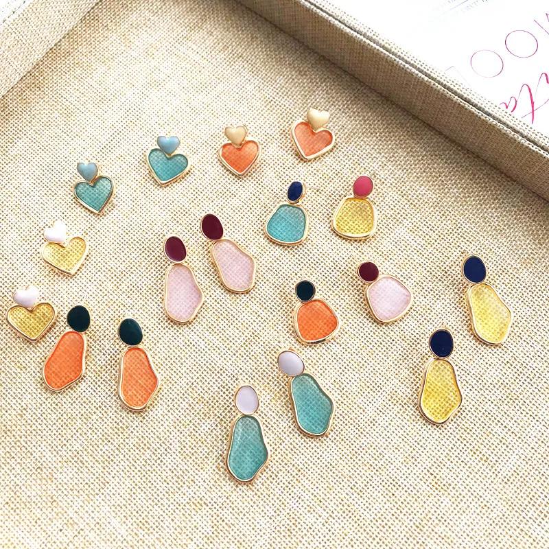 2019 earrings women new summer color acrylic pearl stud earring transparent candy color heart stud earrings for women jewelry
2019 earrings women new summer color acrylic pearl stud earring transparent candy color heart stud earrings for women jewelry