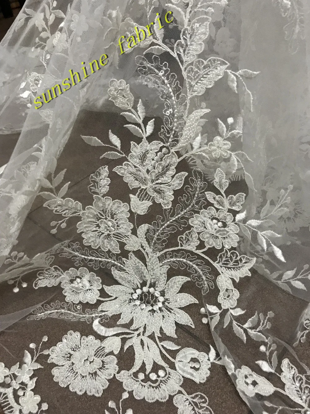 White color African lace fabrics french High Quality bridal beaded nigerian lace tulle lace fabric For Wedding Dress
White color African lace fabrics french High Quality bridal beaded nigerian lace tulle lace fabric For Wedding Dress