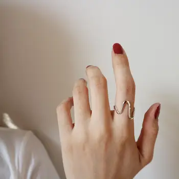 Korean fashion S925 sterling silver up down opening ring personality water fluctuation distortion silver ring jewelry for women 
Korean fashion S925 sterling silver up down opening ring personality water fluctuation distortion silver ring jewelry for women