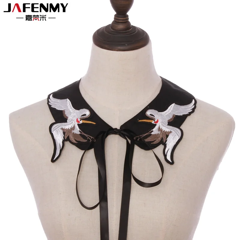 Fake Collar Women Cotton Black Can be Tied Bird Embroidery Detachable Collar False Collar Lapel Blouse Ladies Accessories
Fake Collar Women Cotton Black Can be Tied Bird Embroidery Detachable Collar False Collar Lapel Blouse Ladies Accessories