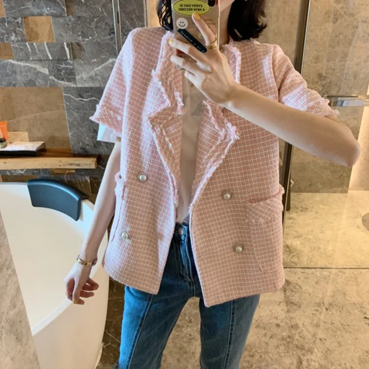 2019 Summer Runway Designer Tweed Jacket Women Short Sleeve Notched Pearls Double-Breasted Tassles Pocket Jacket Coat
2019 Summer Runway Designer Tweed Jacket Women Short Sleeve Notched Pearls Double-Breasted Tassles Pocket Jacket Coat