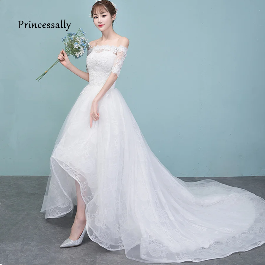 New Arrival High Low Wedding Dress With Sweep Train Lace Sexy Off the Shoulder Half Sleeve Short Front Long Back Bridal Gown
New Arrival High Low Wedding Dress With Sweep Train Lace Sexy Off the Shoulder Half Sleeve Short Front Long Back Bridal Gown