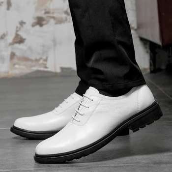ROMMEDAL luxury designer men formal shoes genuine leather black white color flat casual shoes british havemade gentleman wed man
ROMMEDAL luxury designer men formal shoes genuine leather black white color flat casual shoes british havemade gentleman wed man