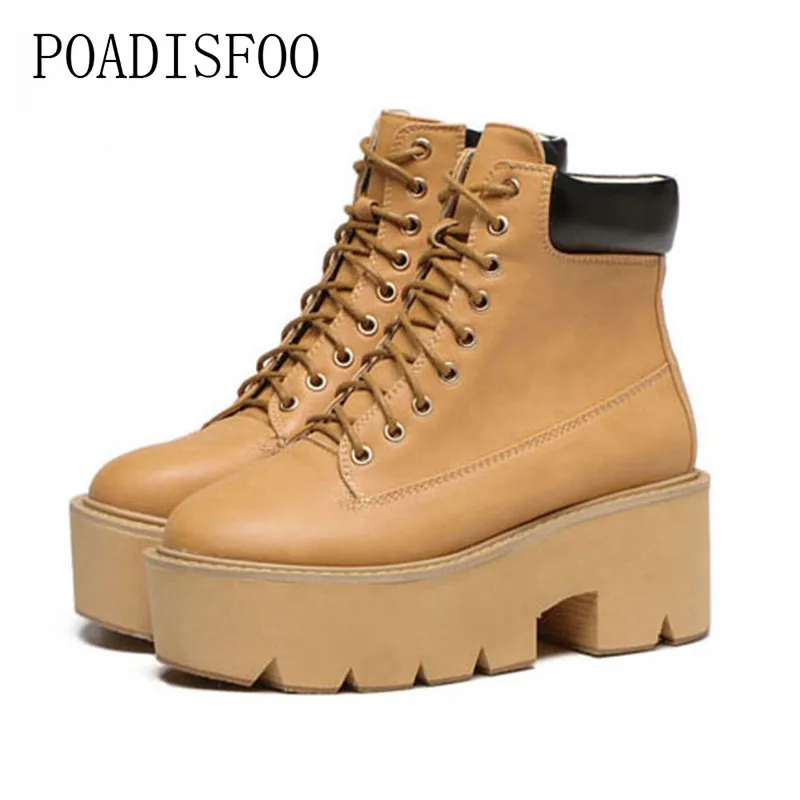POADISFOO Women's Thick Heels Platform boots Casual Autumn Winter Waterproof Color Matching Wedge Heel Ankle Boots .JXQ-zq
POADISFOO Women's Thick Heels Platform boots Casual Autumn Winter Waterproof Color Matching Wedge Heel Ankle Boots .JXQ-zq