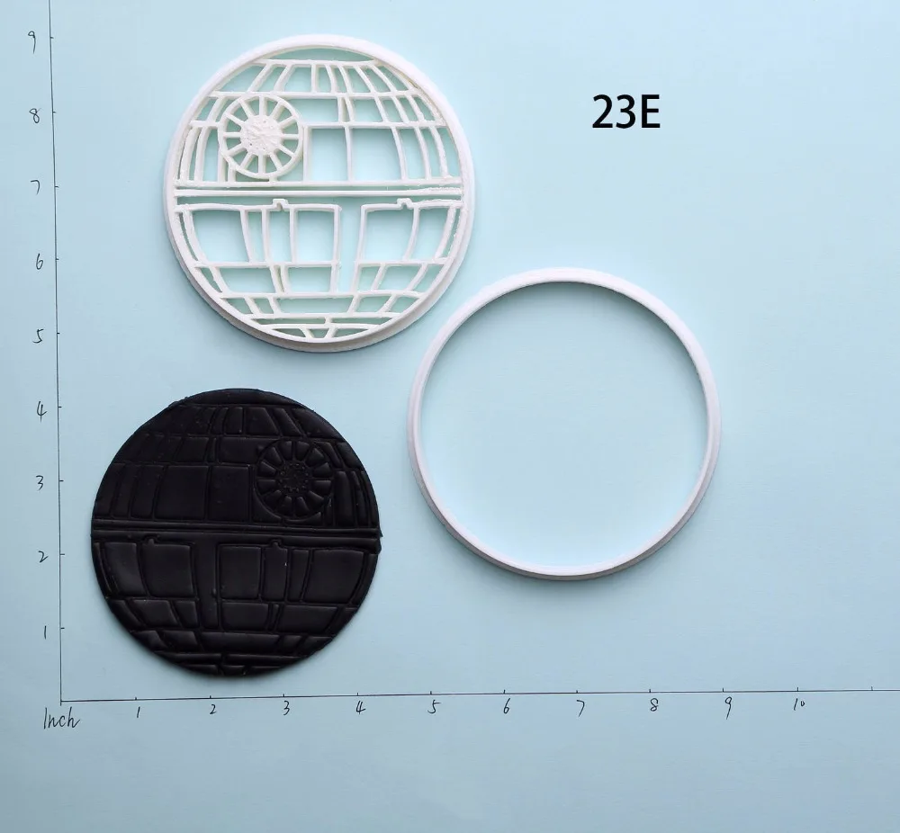 Famous Film Star Wars Cookie Cutter Set Custom Made 3D Printed Fondant Cupcake Cutter Cake Decorating Tools For Biscuit Cutter
Famous Film Star Wars Cookie Cutter Set Custom Made 3D Printed Fondant Cupcake Cutter Cake Decorating Tools For Biscuit Cutter