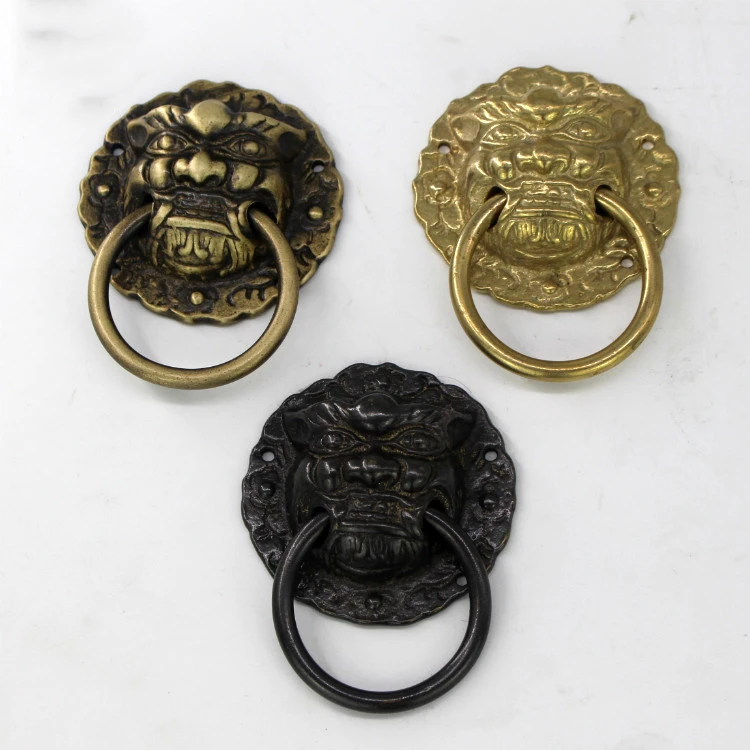 Chinese antique door knocker Dia 9.8cm Antique pure Copper Lion Head Door Handle drawer door pull ring Gate cabinet door handle
Chinese antique door knocker Dia 9.8cm Antique pure Copper Lion Head Door Handle drawer door pull ring Gate cabinet door handle