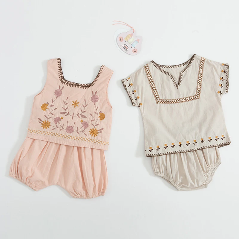 Summer Girl Set National Embroidery Short-sleeved Jacket Trousers Two-piece Cotton Suit Baby Girl Clothes
Summer Girl Set National Embroidery Short-sleeved Jacket Trousers Two-piece Cotton Suit Baby Girl Clothes