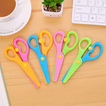 1 Pcs Mini Safety Round Head Plastic Scissors Student Kids Paper Cutting Minions Supplies For Kindergarten School
1 Pcs Mini Safety Round Head Plastic Scissors Student Kids Paper Cutting Minions Supplies For Kindergarten School