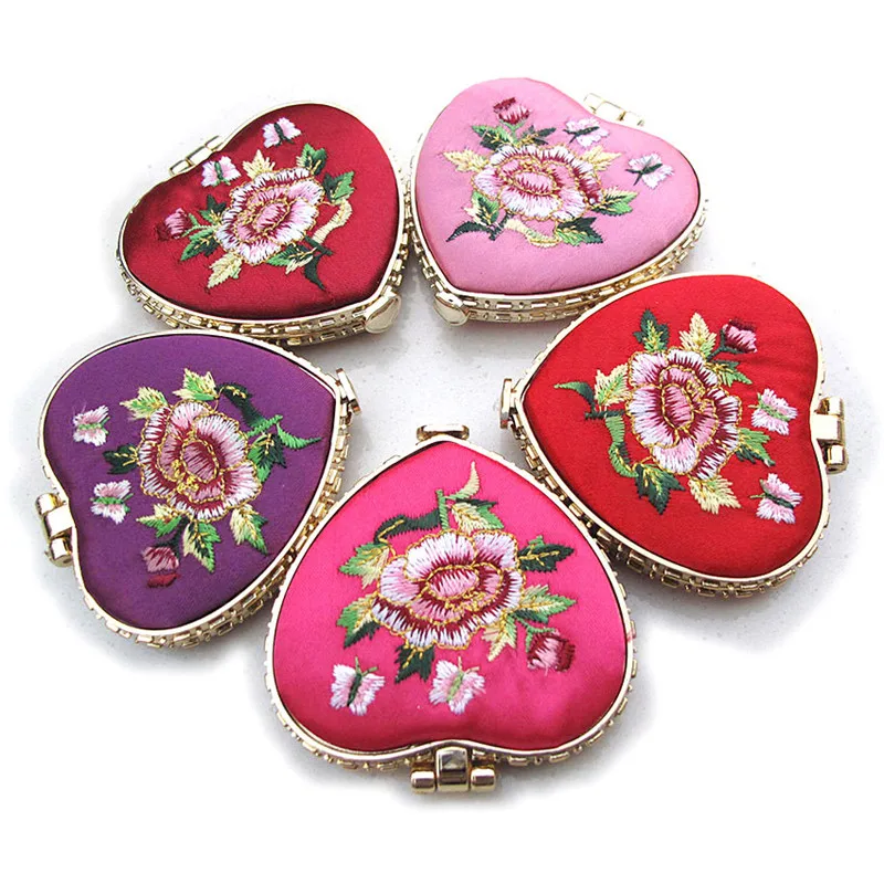 1pc Mini Retro Makeup Mirror Makeup Compact Pocket Flower Mirror Portable Double-Sided Folding Cosmetic Mirror Female Gifts
1pc Mini Retro Makeup Mirror Makeup Compact Pocket Flower Mirror Portable Double-Sided Folding Cosmetic Mirror Female Gifts