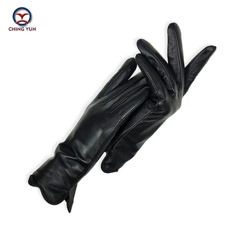 CHING YUN 2019 New Women Gloves Genuine Leather Winter Autumn Ladies Fashion Brand Sheepskin Thicken Warm Leather gloves women
CHING YUN 2019 New Women Gloves Genuine Leather Winter Autumn Ladies Fashion Brand Sheepskin Thicken Warm Leather gloves women