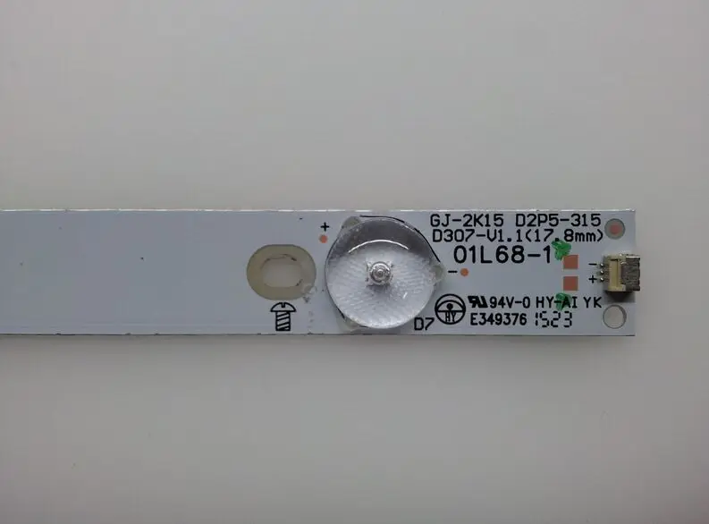 12pcs New original LED stripsLED back light strip GJ-2K15 D2P5-315 D307-V1.1 FOR 32" for Philips 32PHH4100/88 TV
12pcs New original LED stripsLED back light strip GJ-2K15 D2P5-315 D307-V1.1 FOR 32" for Philips 32PHH4100/88 TV