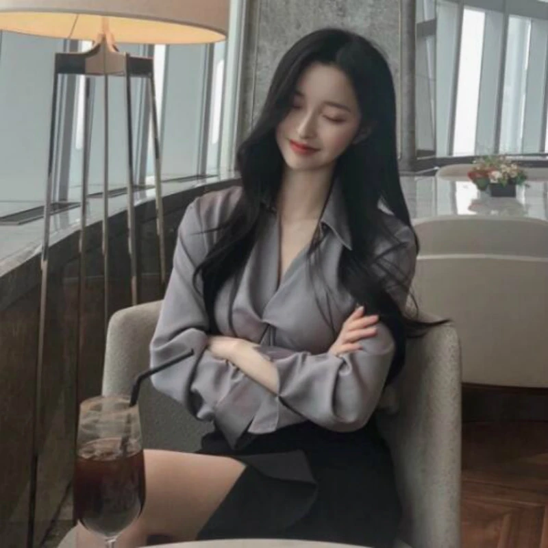 Spring Shirt Women Elegant SmoothTops and Blouses Sexy V-neck Long Sleeves Ladies Tops Slim Blusas Camisas Mujer
Spring Shirt Women Elegant SmoothTops and Blouses Sexy V-neck Long Sleeves Ladies Tops Slim Blusas Camisas Mujer