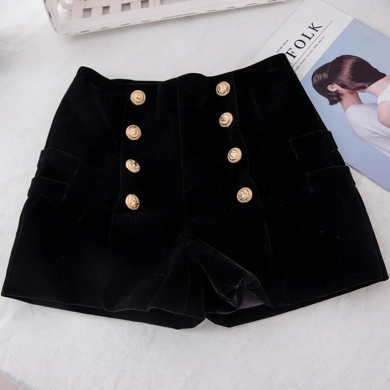 2022 New Autumn Shorts Women's Boots Thin Black Shorts Metal Double Breasted High Waist Velvet Shorts Winter Women Shorts
2022 New Autumn Shorts Women's Boots Thin Black Shorts Metal Double Breasted High Waist Velvet Shorts Winter Women Shorts