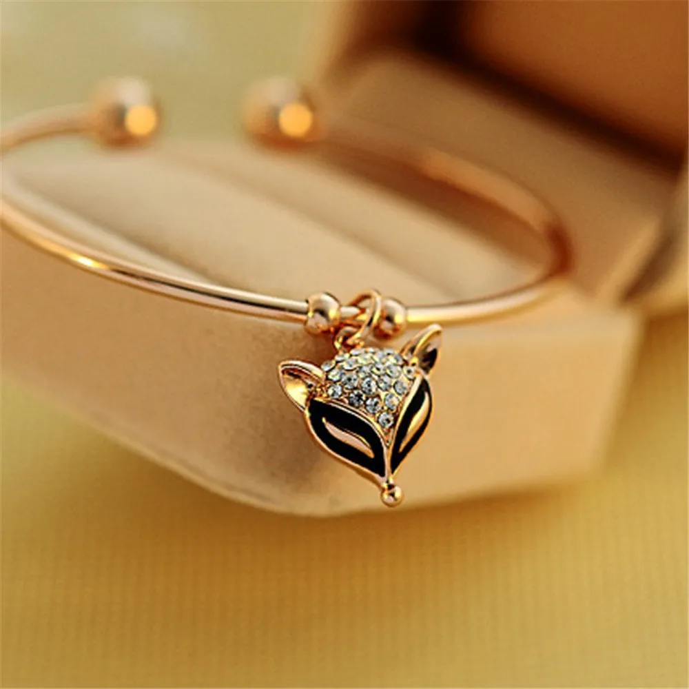 New Brand Charming Crystal Fox Bracelets Bangles For Women Girls Bangle Gold Color Metal Bracelet Statement Jewelry A227
New Brand Charming Crystal Fox Bracelets Bangles For Women Girls Bangle Gold Color Metal Bracelet Statement Jewelry A227