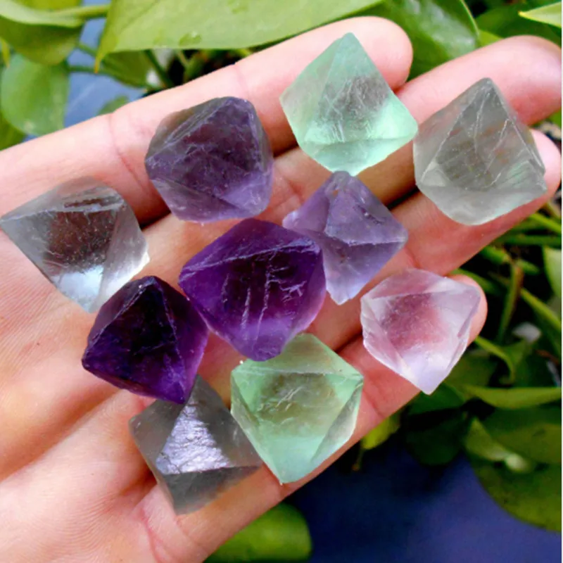 10pcs/lot Natural Fluorite Crystal Rock Stones Rare Gemstone Original Specimen Quartz Crystal Mineral Aquarium Decoration
10pcs/lot Natural Fluorite Crystal Rock Stones Rare Gemstone Original Specimen Quartz Crystal Mineral Aquarium Decoration