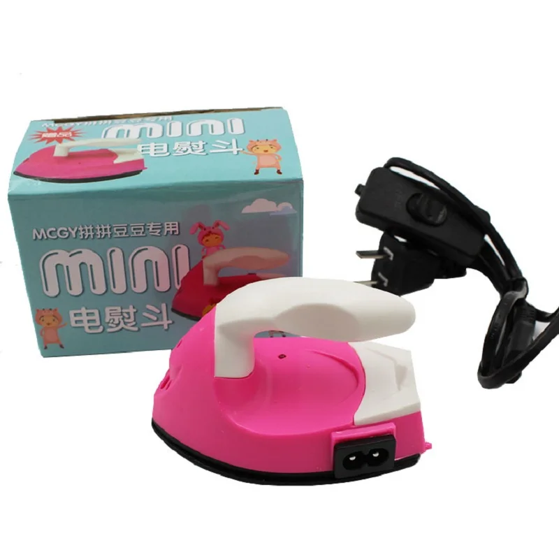 Mini Dry Electric Iron Strong Steam Iron for Clothes Handheld Flatiron Automatic Temperature Setting Option Home Appliances
Mini Dry Electric Iron Strong Steam Iron for Clothes Handheld Flatiron Automatic Temperature Setting Option Home Appliances
