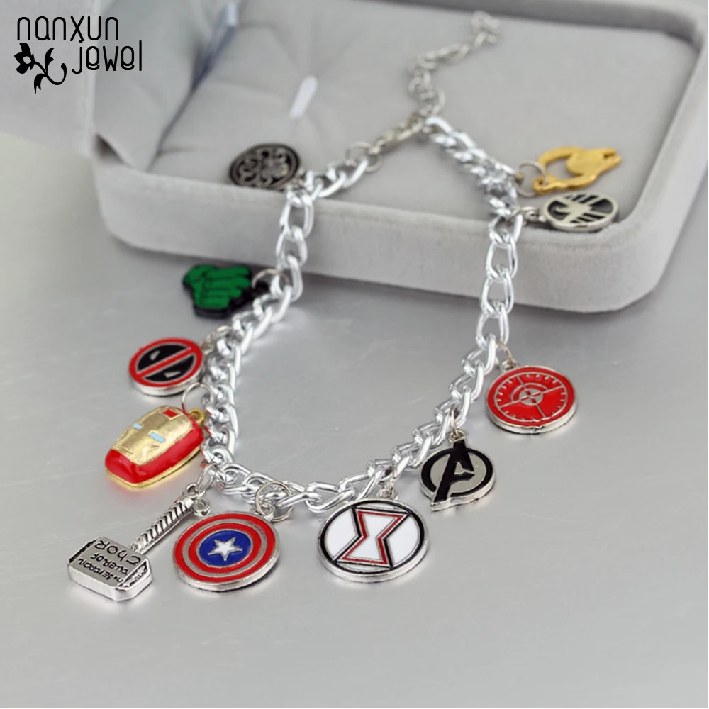 Marvel Avengers Bracelets Superhero Captain America Iron Man Deadpool Thor Wonder Woman Pendant Charm Diy Bracelet for Women Men
Marvel Avengers Bracelets Superhero Captain America Iron Man Deadpool Thor Wonder Woman Pendant Charm Diy Bracelet for Women Men