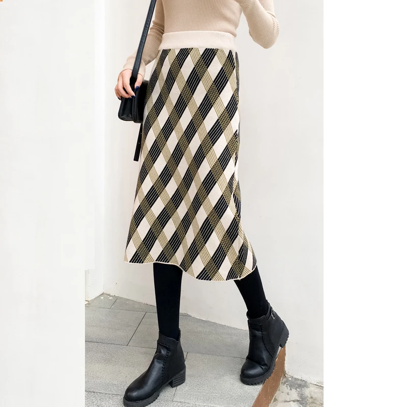 Vintage Women Knit Plaid Skirt Elegant OL Pack Hip Midi Skirts Winter Elastic Waist A-Line One Step Office Ladies Long Skirt
Vintage Women Knit Plaid Skirt Elegant OL Pack Hip Midi Skirts Winter Elastic Waist A-Line One Step Office Ladies Long Skirt