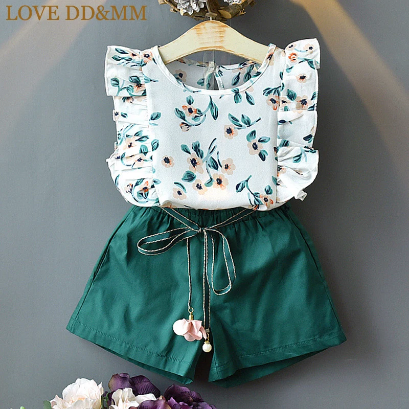 LOVE DD&MM Girls Sets 2019 Summer New Children's Wear Girls Fashion Lace Print Shirt + Loose Solid Color Shorts Two-Piece Suit
LOVE DD&MM Girls Sets 2019 Summer New Children's Wear Girls Fashion Lace Print Shirt + Loose Solid Color Shorts Two-Piece Suit