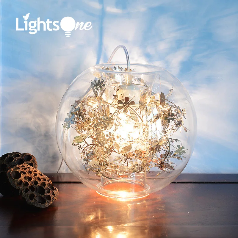 Nordic creative art carved flower glass pendant lights modern simple bedroom living room European restaurant pendant lamp
Nordic creative art carved flower glass pendant lights modern simple bedroom living room European restaurant pendant lamp