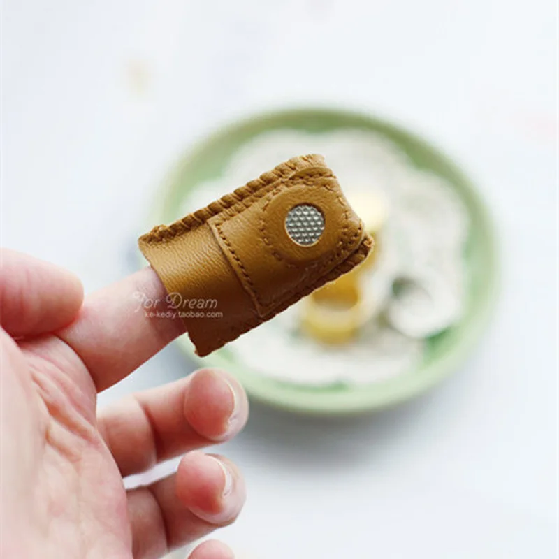 Handmade cloth DIY metal Thimble sheepskin thimble finger sets of protective sewing accessories sewing tools Thread Accessories
Handmade cloth DIY metal Thimble sheepskin thimble finger sets of protective sewing accessories sewing tools Thread Accessories