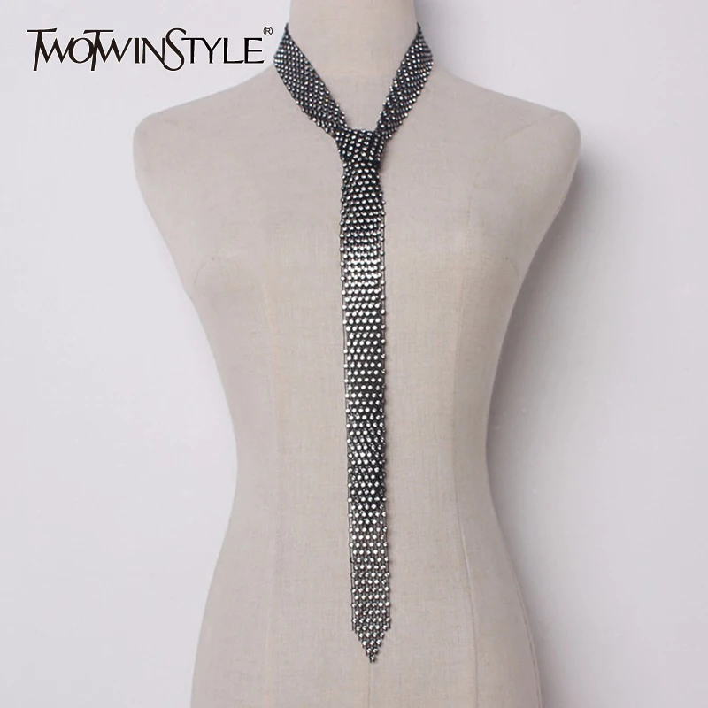 TWOTWINSTYLE Tie Necklace With Scarf For Women Diamonds Crystal Long Necklaces 2019 Fashion Female Accessories
TWOTWINSTYLE Tie Necklace With Scarf For Women Diamonds Crystal Long Necklaces 2019 Fashion Female Accessories