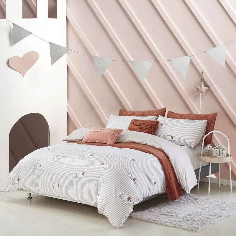 High-quality Fashion Cute Newest Cartoon Pig 100% Cotton 3pc Bedclothes Duvet Cover Pillow Case Reactive Dyed Quilt Cover Home
High-quality Fashion Cute Newest Cartoon Pig 100% Cotton 3pc Bedclothes Duvet Cover Pillow Case Reactive Dyed Quilt Cover Home