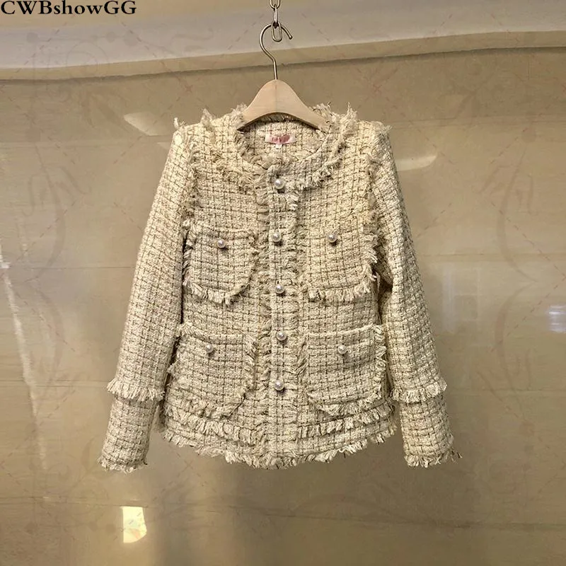 CWBshowGG Autumn And Winter New Woolen Coat Chic Tassel Pearl Long-Sleeved Thick Tweed Ladies Small Fragrance Jackets
CWBshowGG Autumn And Winter New Woolen Coat Chic Tassel Pearl Long-Sleeved Thick Tweed Ladies Small Fragrance Jackets
