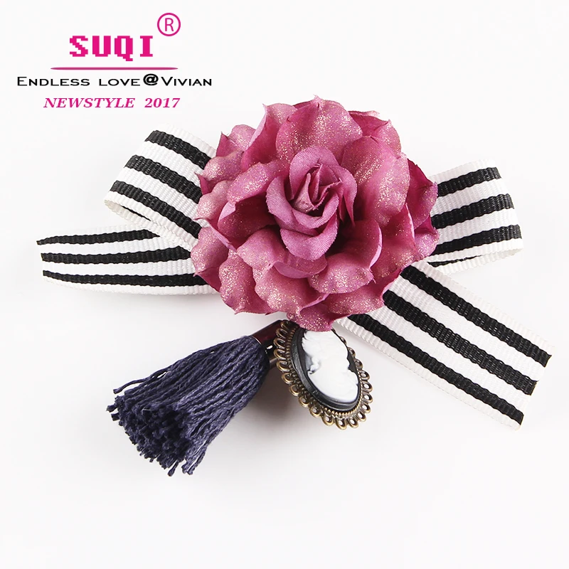 Vintage Rose Striped Ribbon Bow Queen Cameo Tassels Elegant Party Brooch for Women Birthday Christmas Gifts
Vintage Rose Striped Ribbon Bow Queen Cameo Tassels Elegant Party Brooch for Women Birthday Christmas Gifts